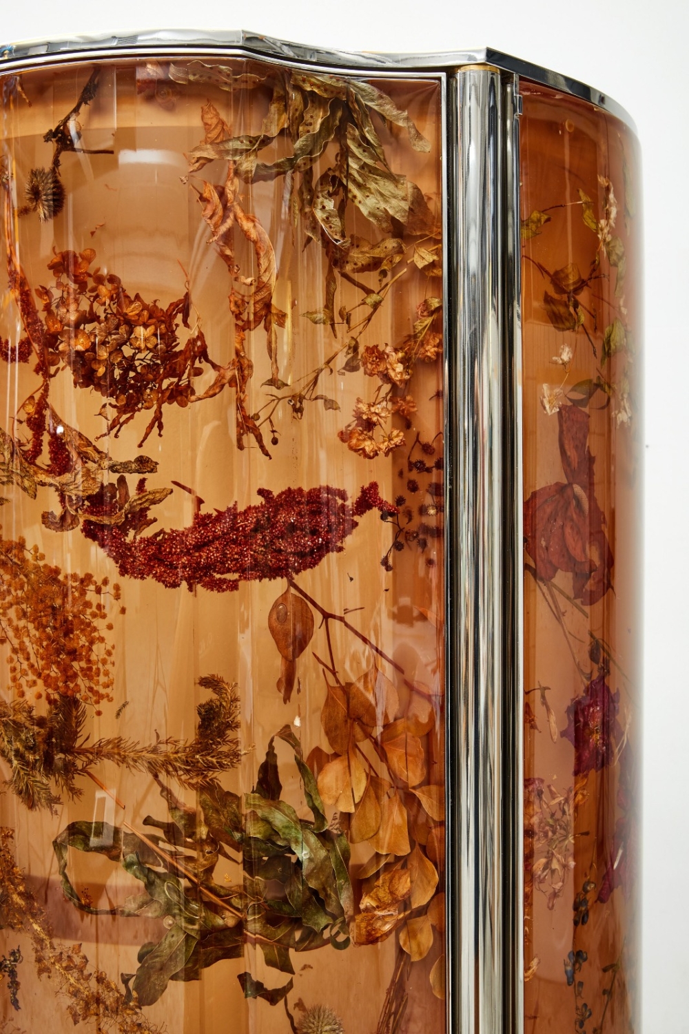 flora_cabinet_90_clear_image_credit_mathijs_labadie_01-1.jpg
